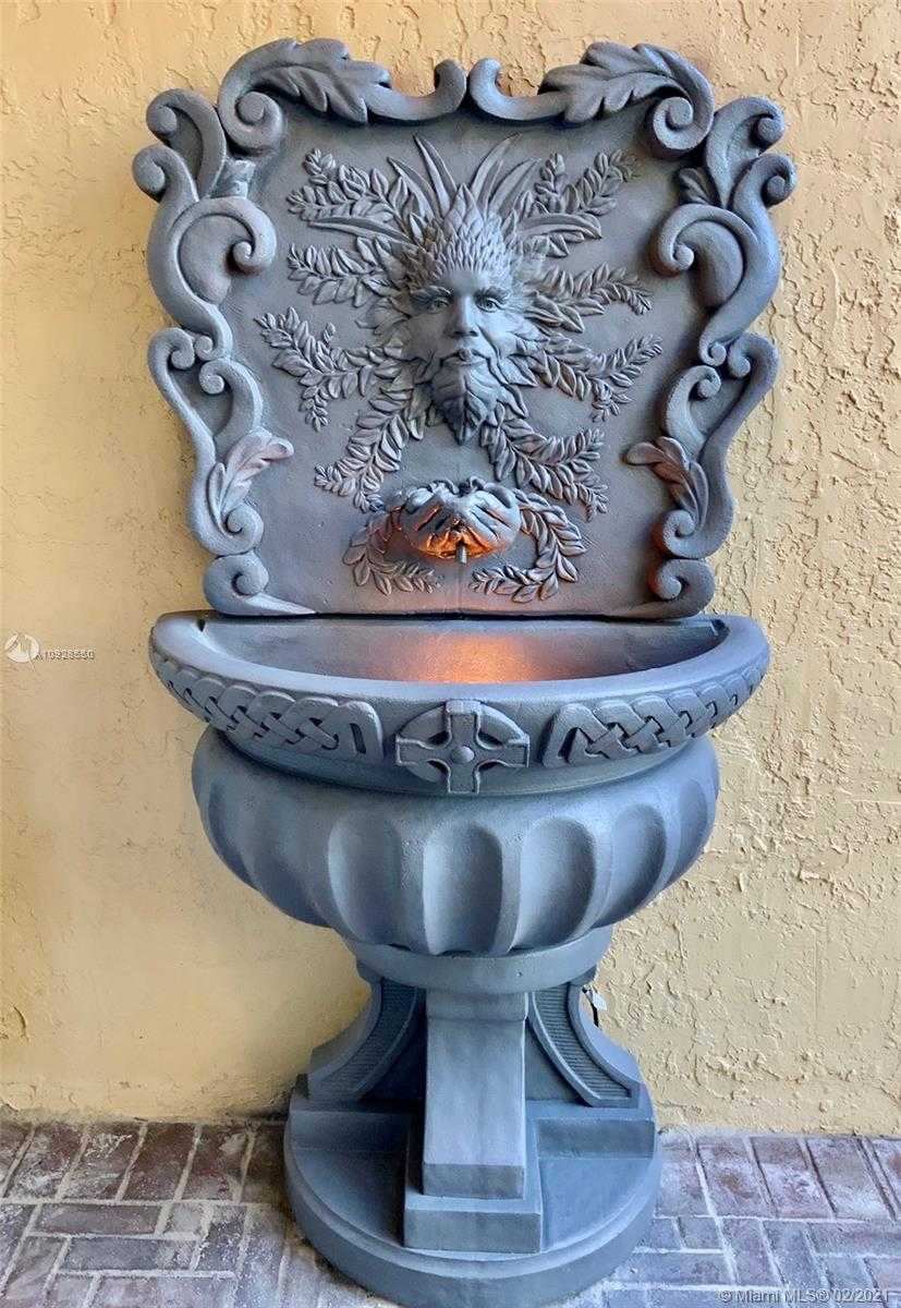 Imagen de Pequeño Objeto