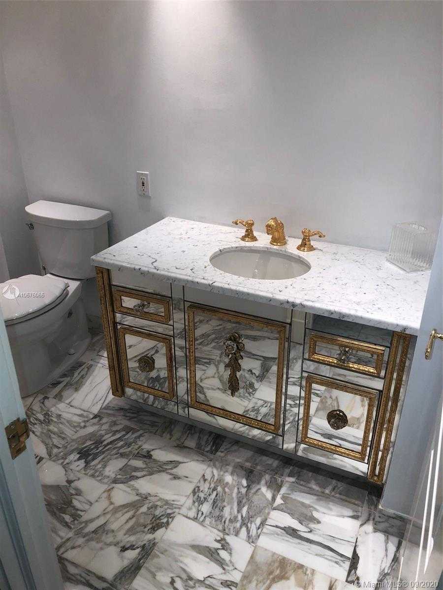 Imagen de Pequeño Objeto