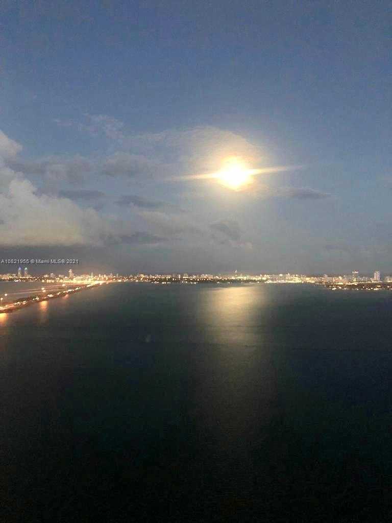 Imagen de Pequeño Objeto