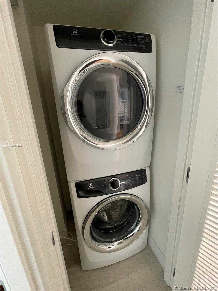 Imagen de Pequeño Objeto