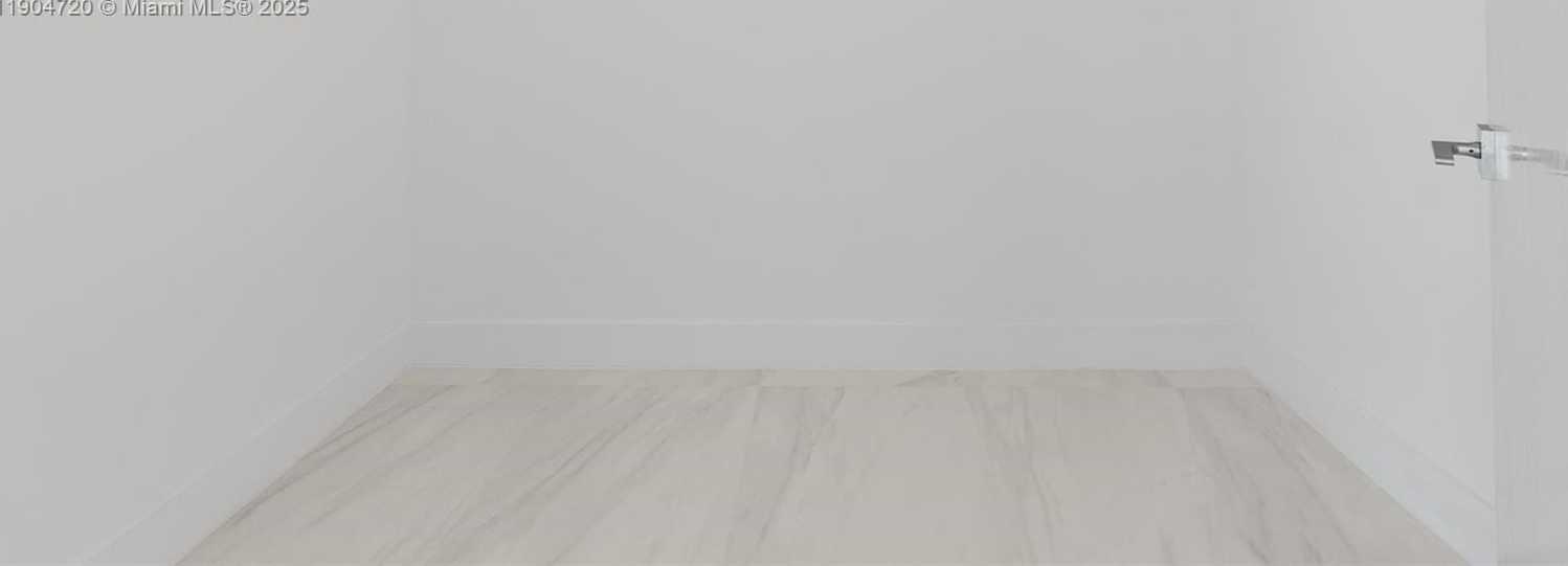 Imagen de Pequeño Objeto