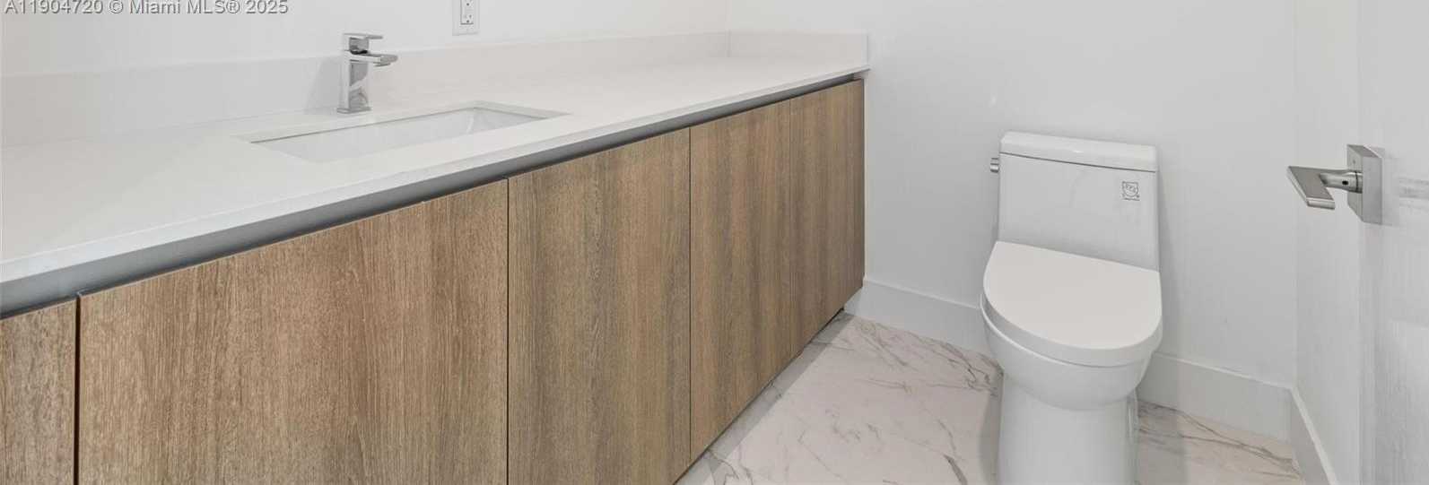 Imagen de Pequeño Objeto