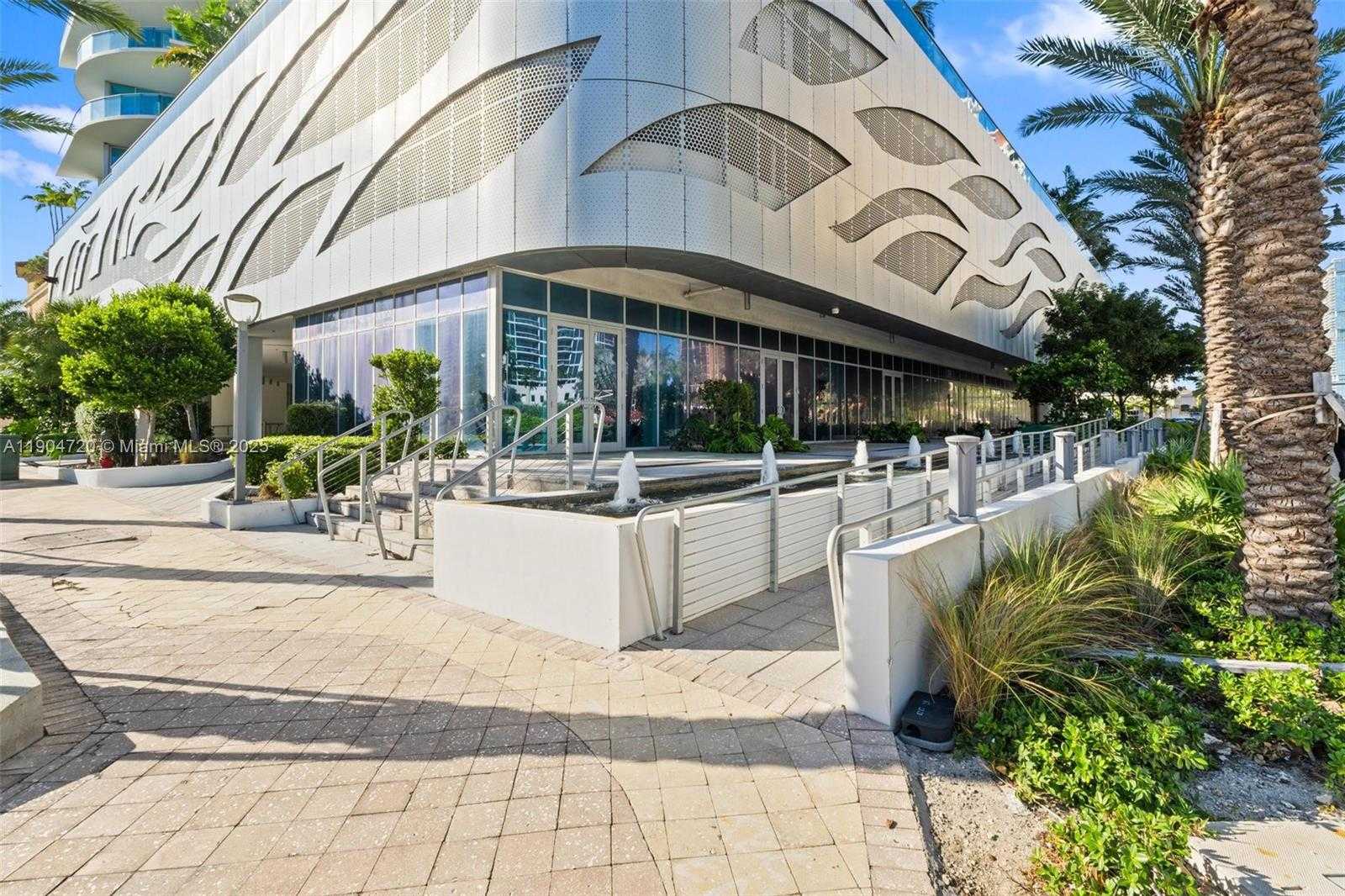 Imagen de Pequeño Objeto