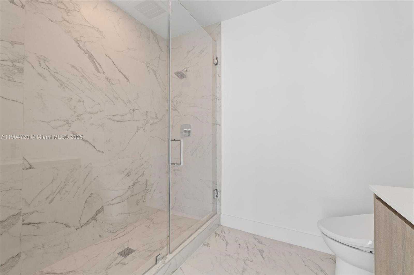 Imagen de Pequeño Objeto