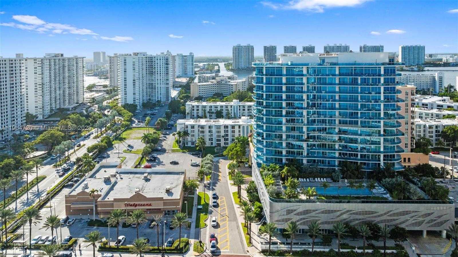 Imagen de Pequeño Objeto