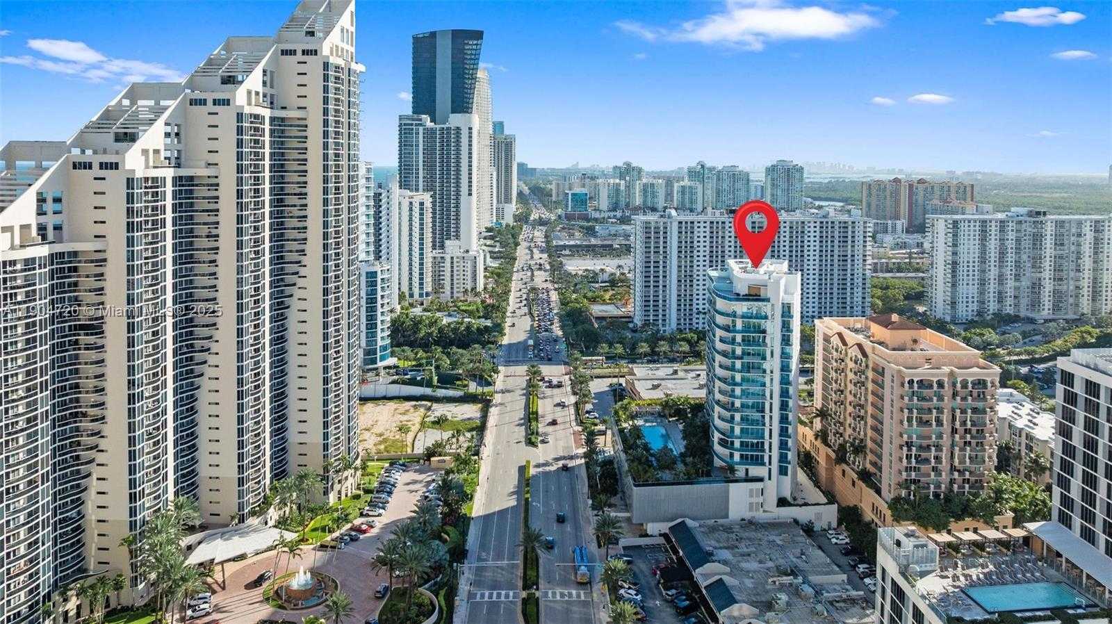 Imagen de Pequeño Objeto