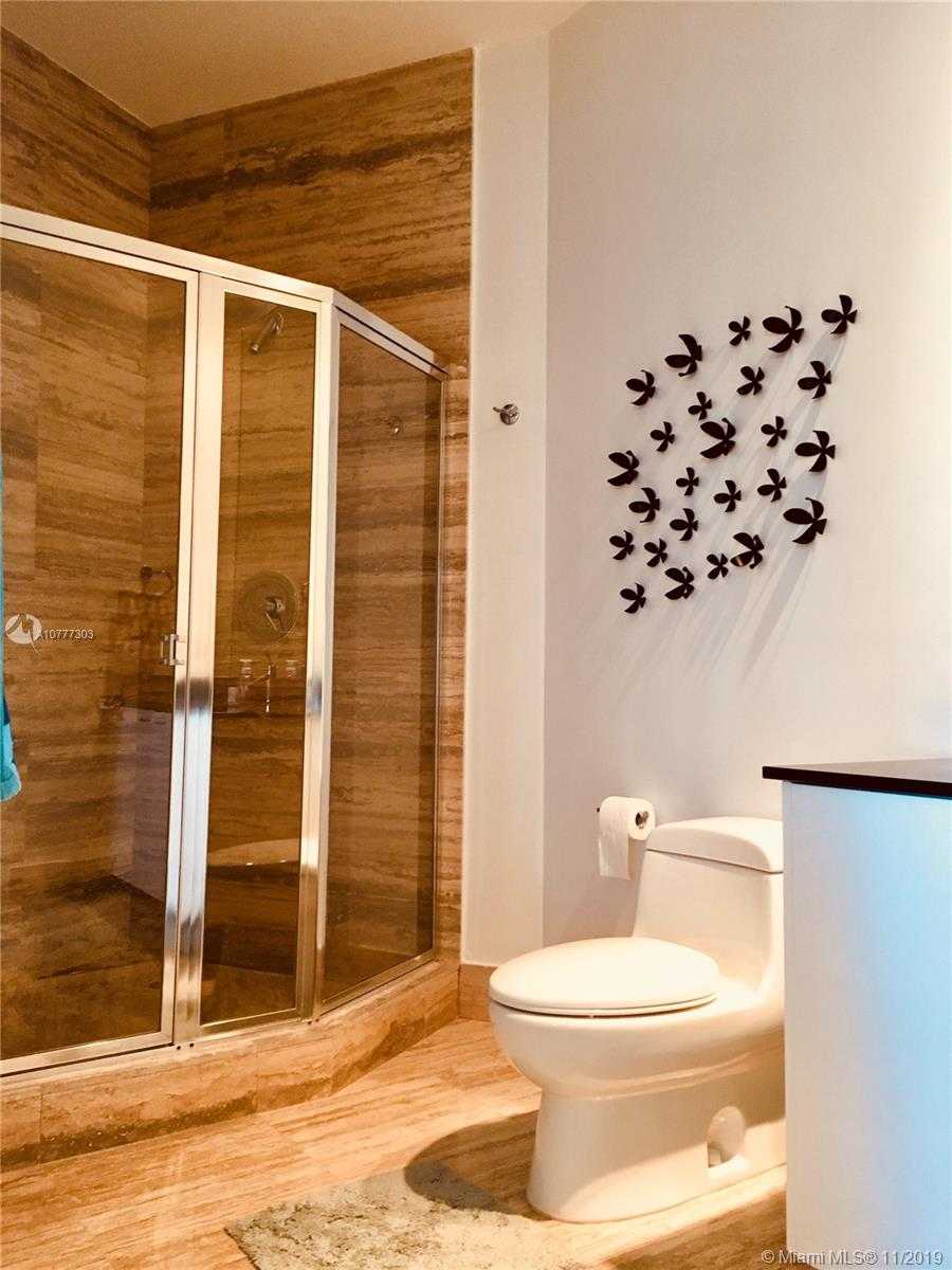 Imagen de Pequeño Objeto