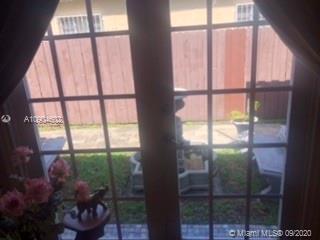 Imagen de Pequeño Objeto