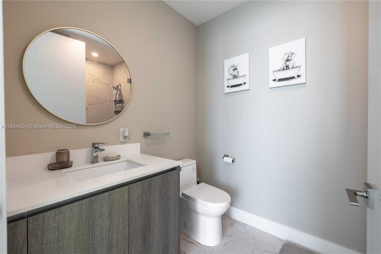 Imagen de Pequeño Objeto