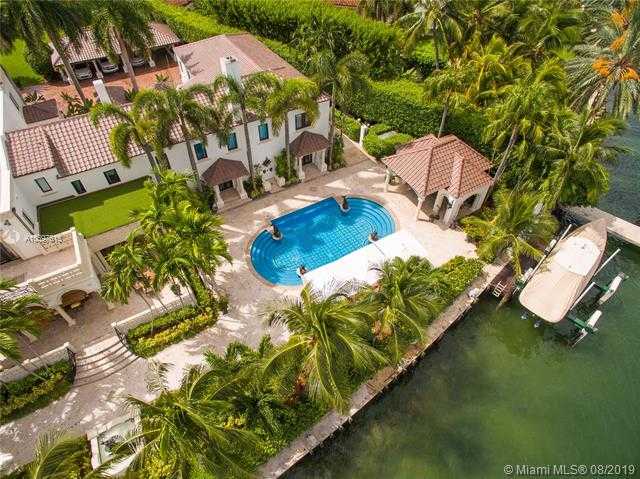 Small Image of 46 W Star Island Dr, Miami Beach, FL 33139, USA Number 61
