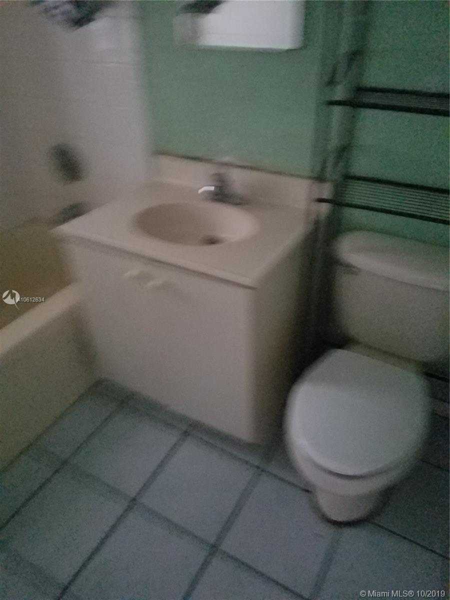 Small Object Image