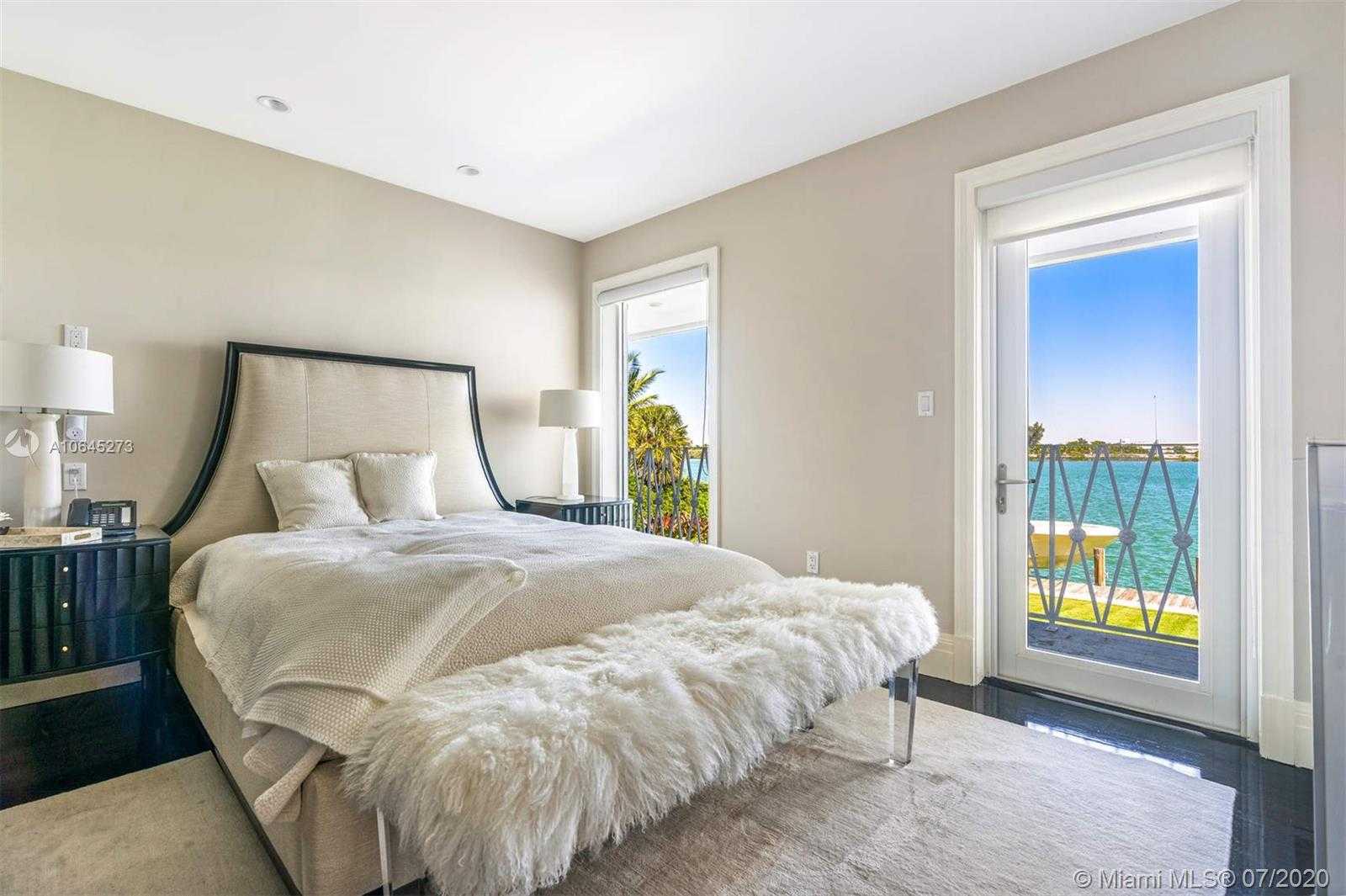 Small Image of 1475 NORTH VIEW DR, Miami Beach Number 20