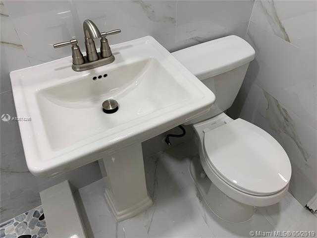 Small Object Image