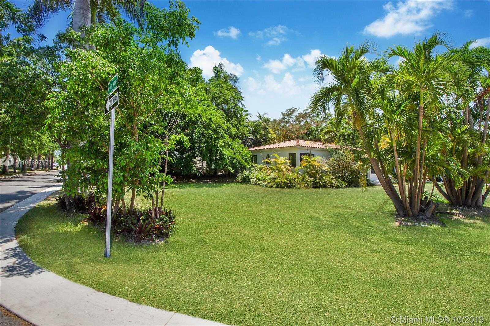 Small Image of 230 N Hibiscus Dr, Miami Beach, FL 33139, USA Number 25