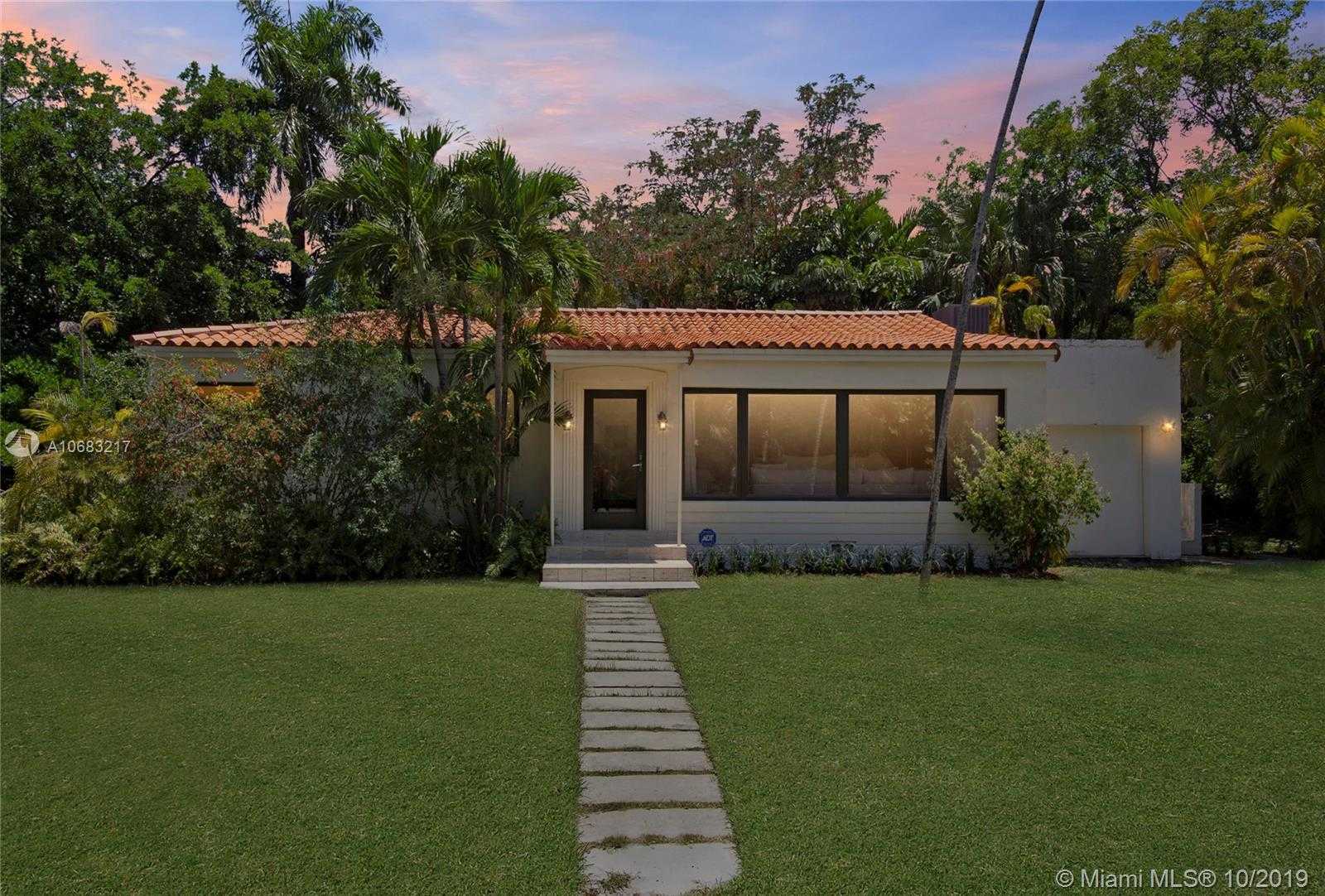 Small Image of 230 N Hibiscus Dr, Miami Beach, FL 33139, USA Number 27