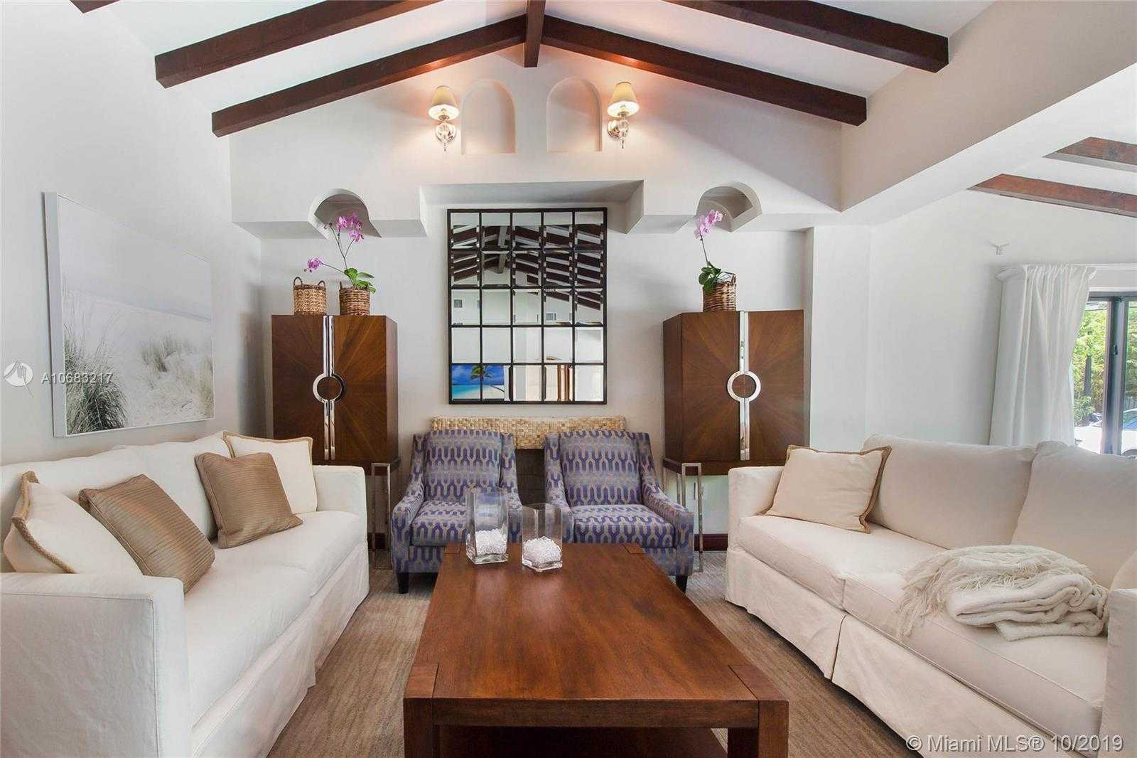 Small Image of 230 N Hibiscus Dr, Miami Beach, FL 33139, USA Number 3
