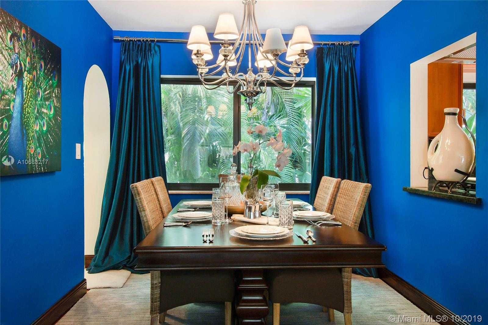 Small Image of 230 N Hibiscus Dr, Miami Beach, FL 33139, USA Number 5