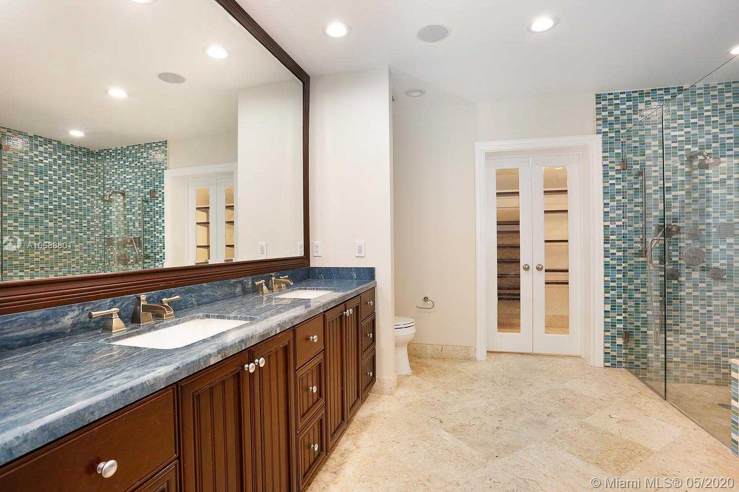Small Image of 13471 SW 62nd Ave, Pinecrest, FL 33156, USA Number 29
