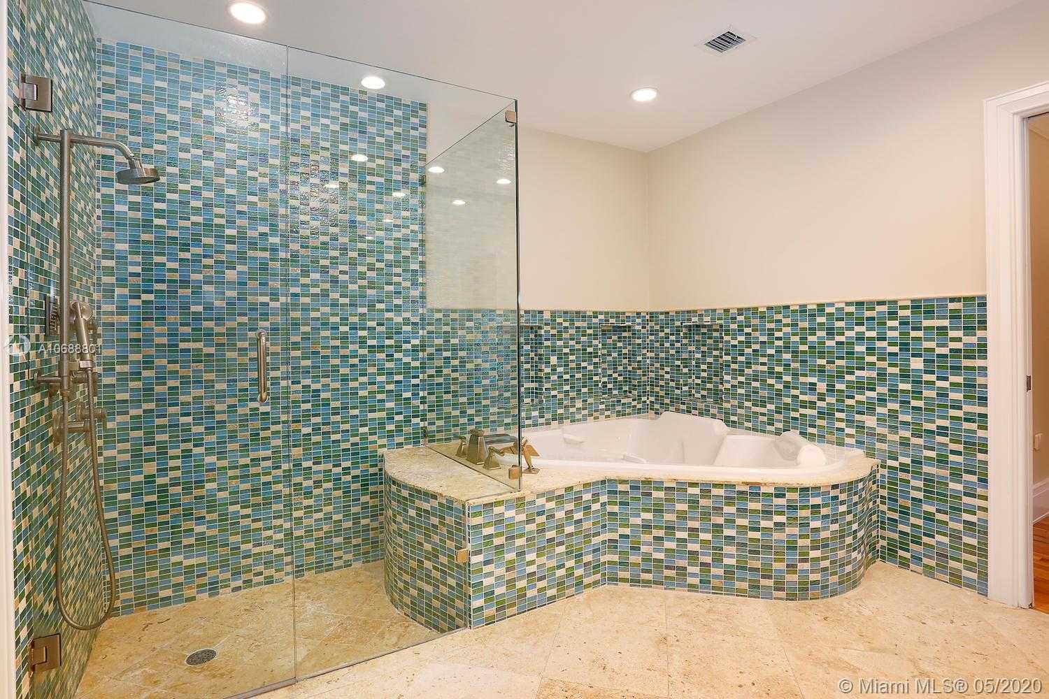 Small Image of 13471 SW 62nd Ave, Pinecrest, FL 33156, USA Number 31