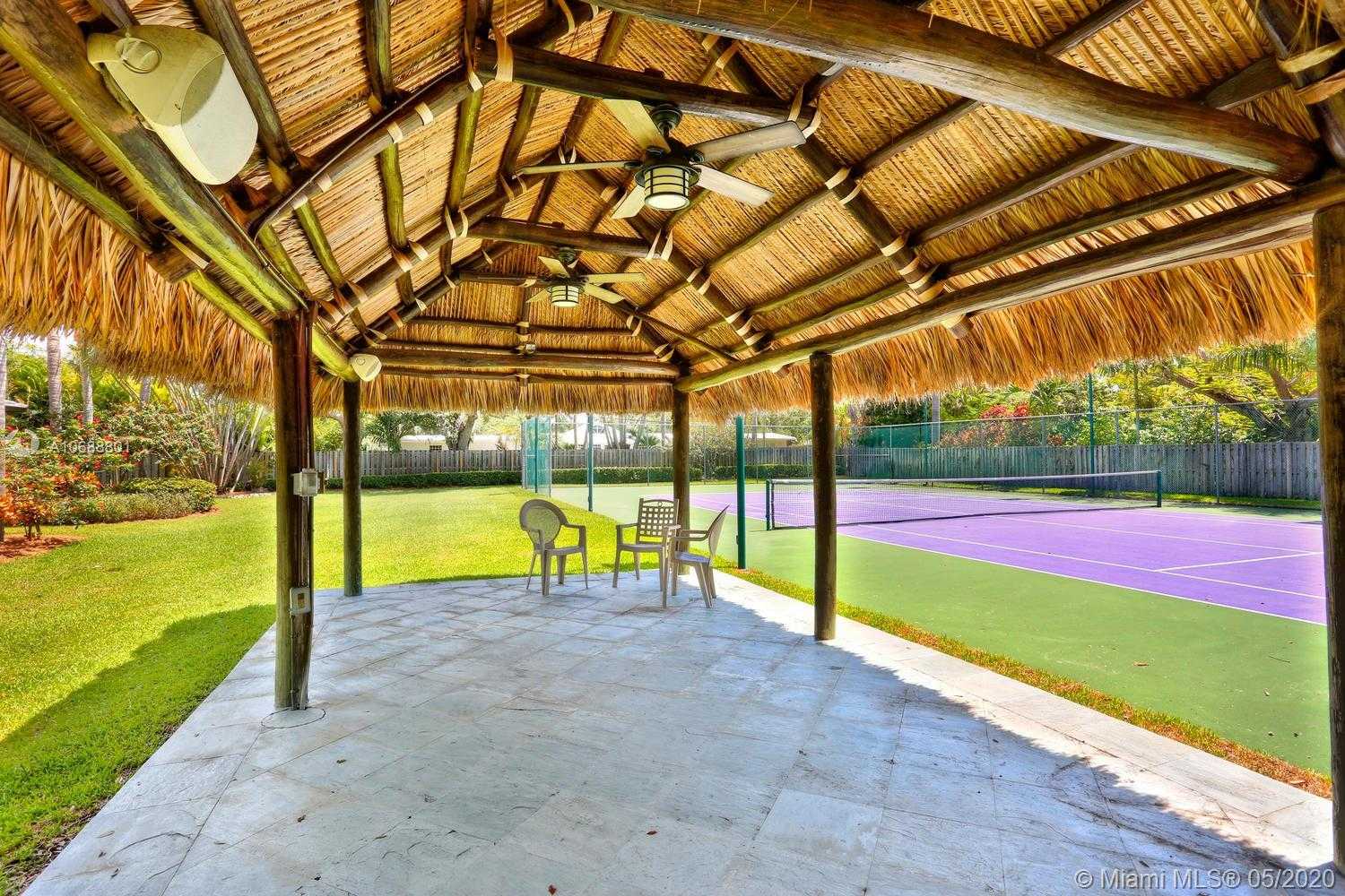 Small Image of 13471 SW 62nd Ave, Pinecrest, FL 33156, USA Number 42