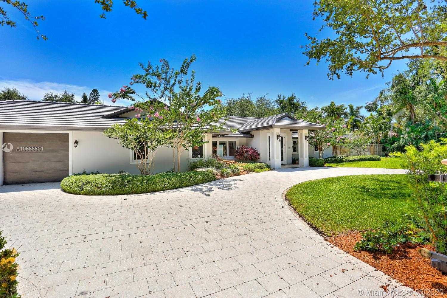Small Image of 13471 SW 62nd Ave, Pinecrest, FL 33156, USA Number 46