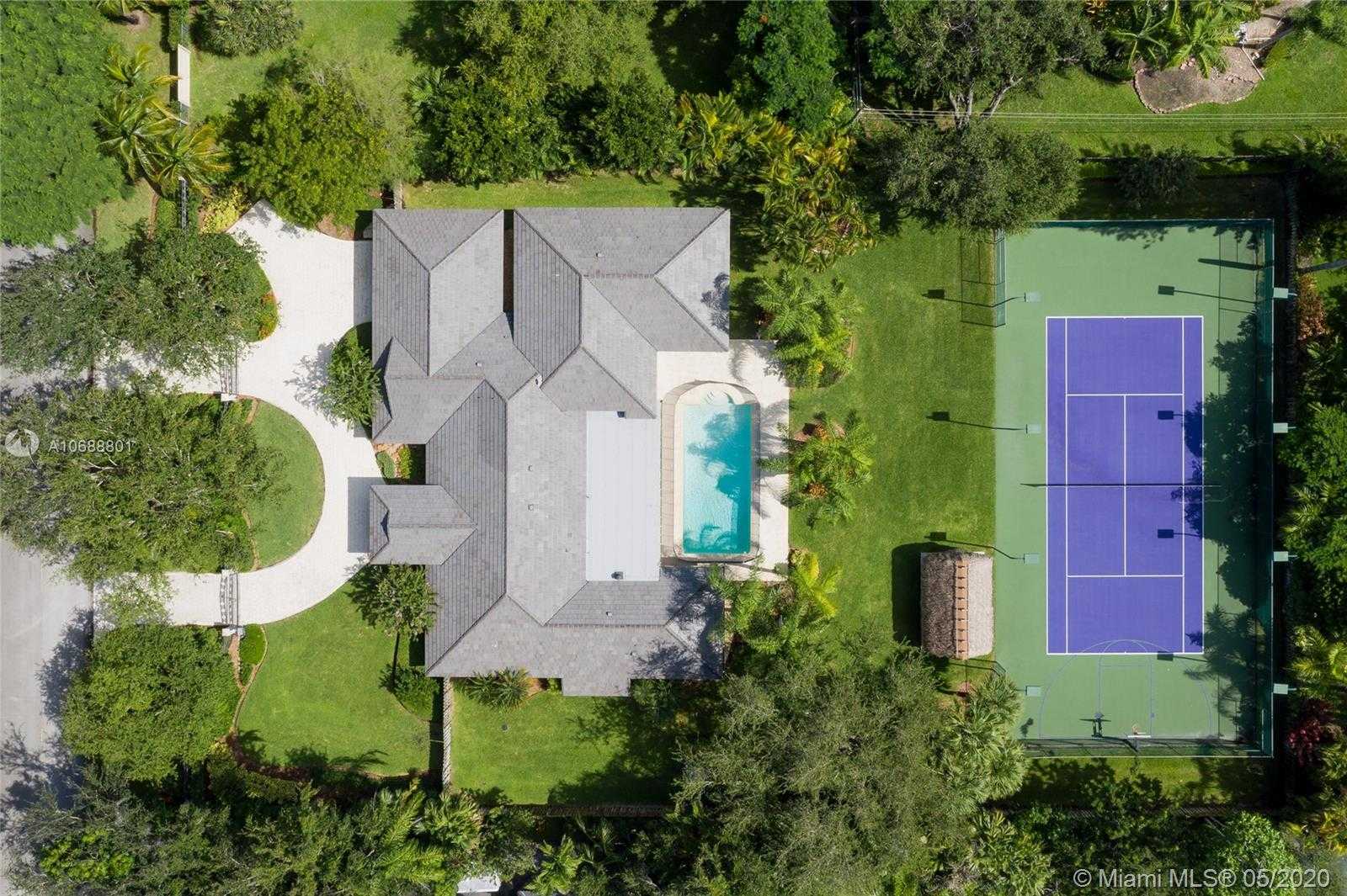 Small Image of 13471 SW 62nd Ave, Pinecrest, FL 33156, USA Number 47