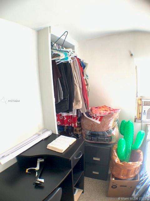 Small Object Image