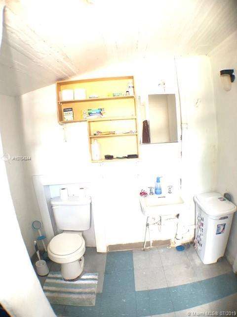 Small Object Image