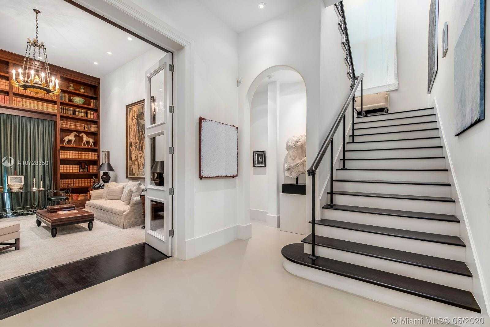 Small Image of 29 STAR ISLAND DR, Miami Beach Number 31