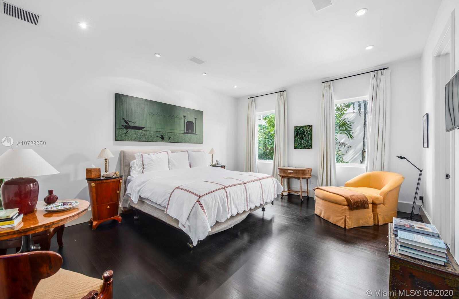 Small Image of 29 STAR ISLAND DR, Miami Beach Number 33