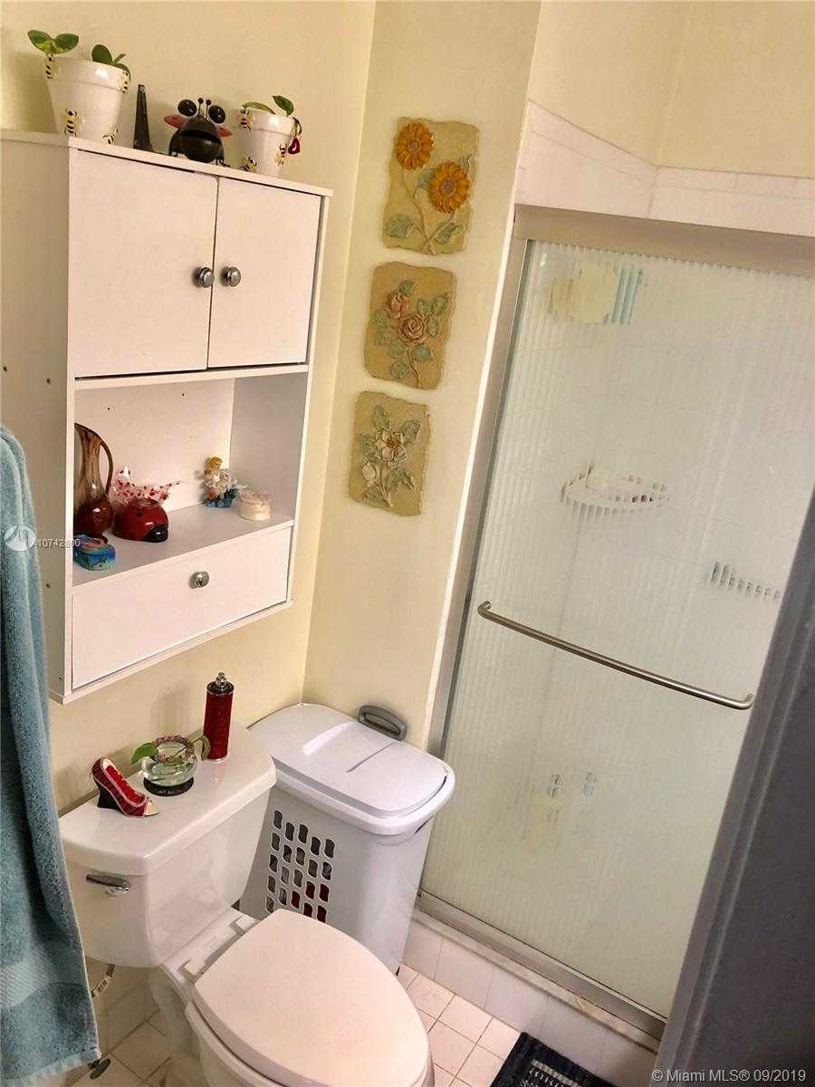 Small Object Image