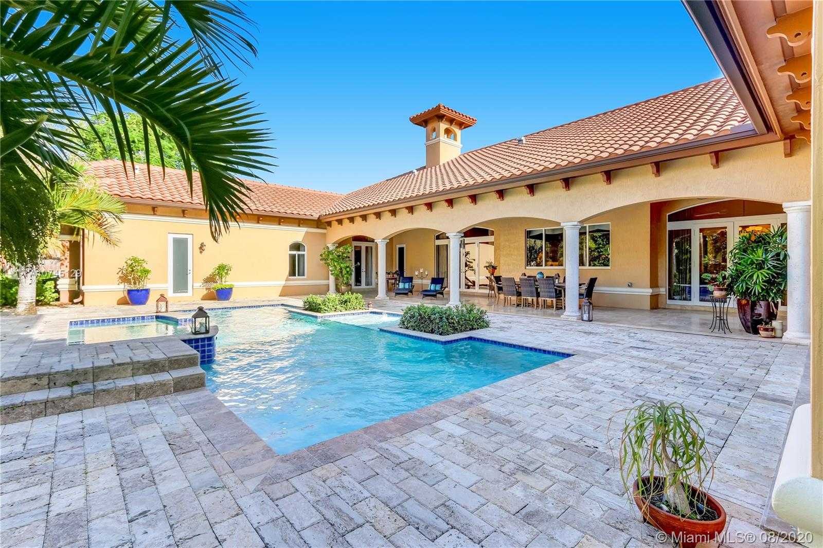Small Image of 8101 SOUTH WEST 133RD ST, Pinecrest Number 17