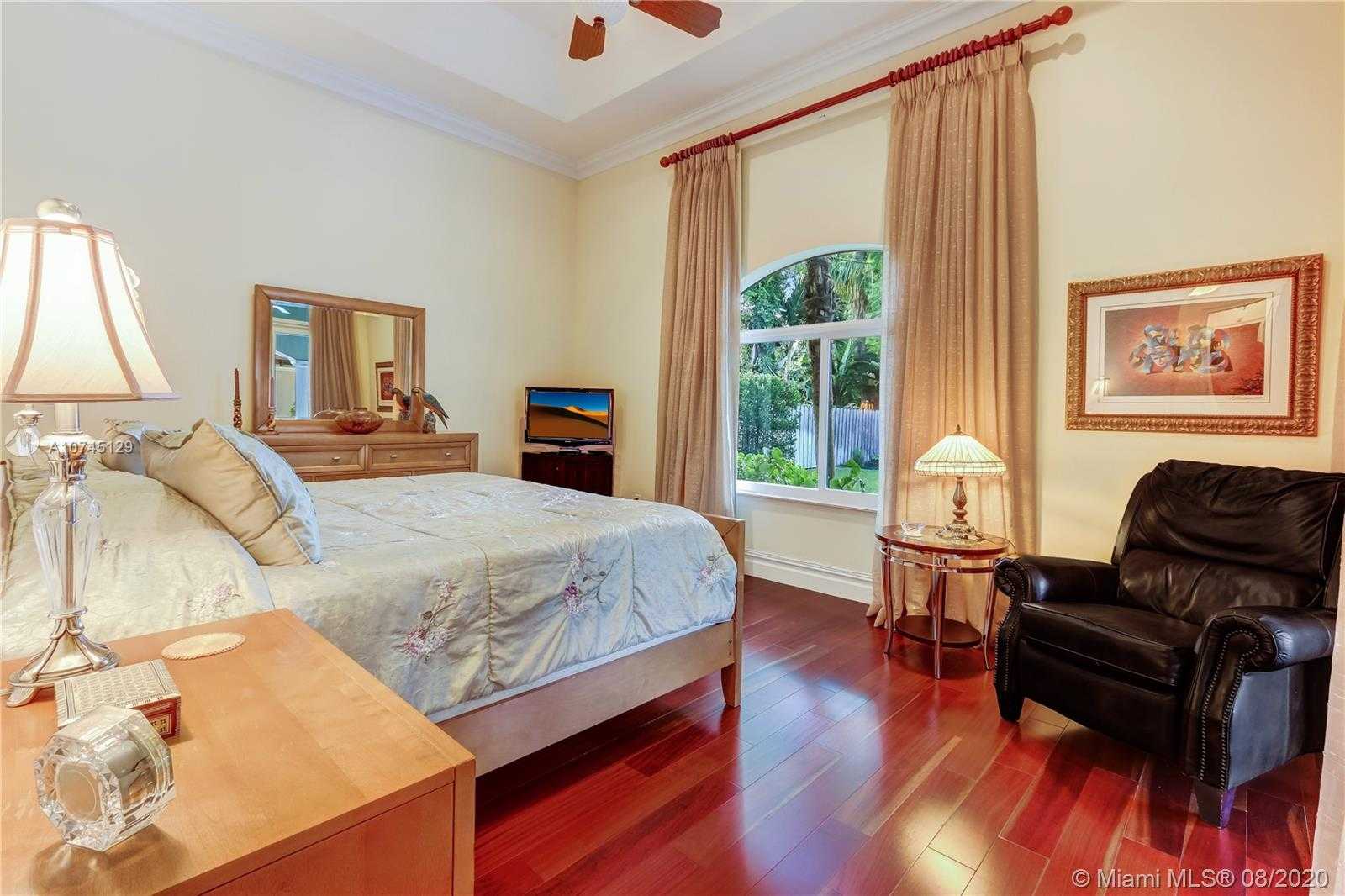 Small Image of 8101 SOUTH WEST 133RD ST, Pinecrest Number 23