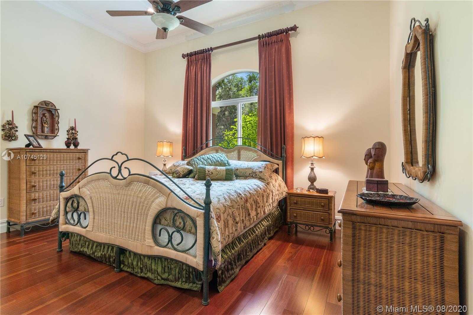 Small Image of 8101 SOUTH WEST 133RD ST, Pinecrest Number 25