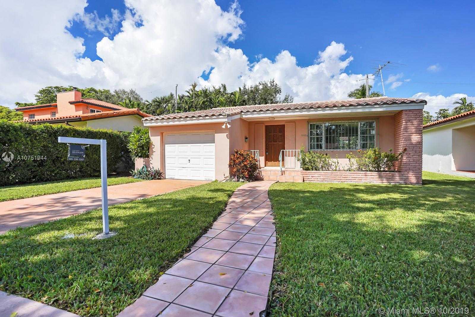 Small Image of 1225 LA MANCHA AVE, Coral Gables Number 20