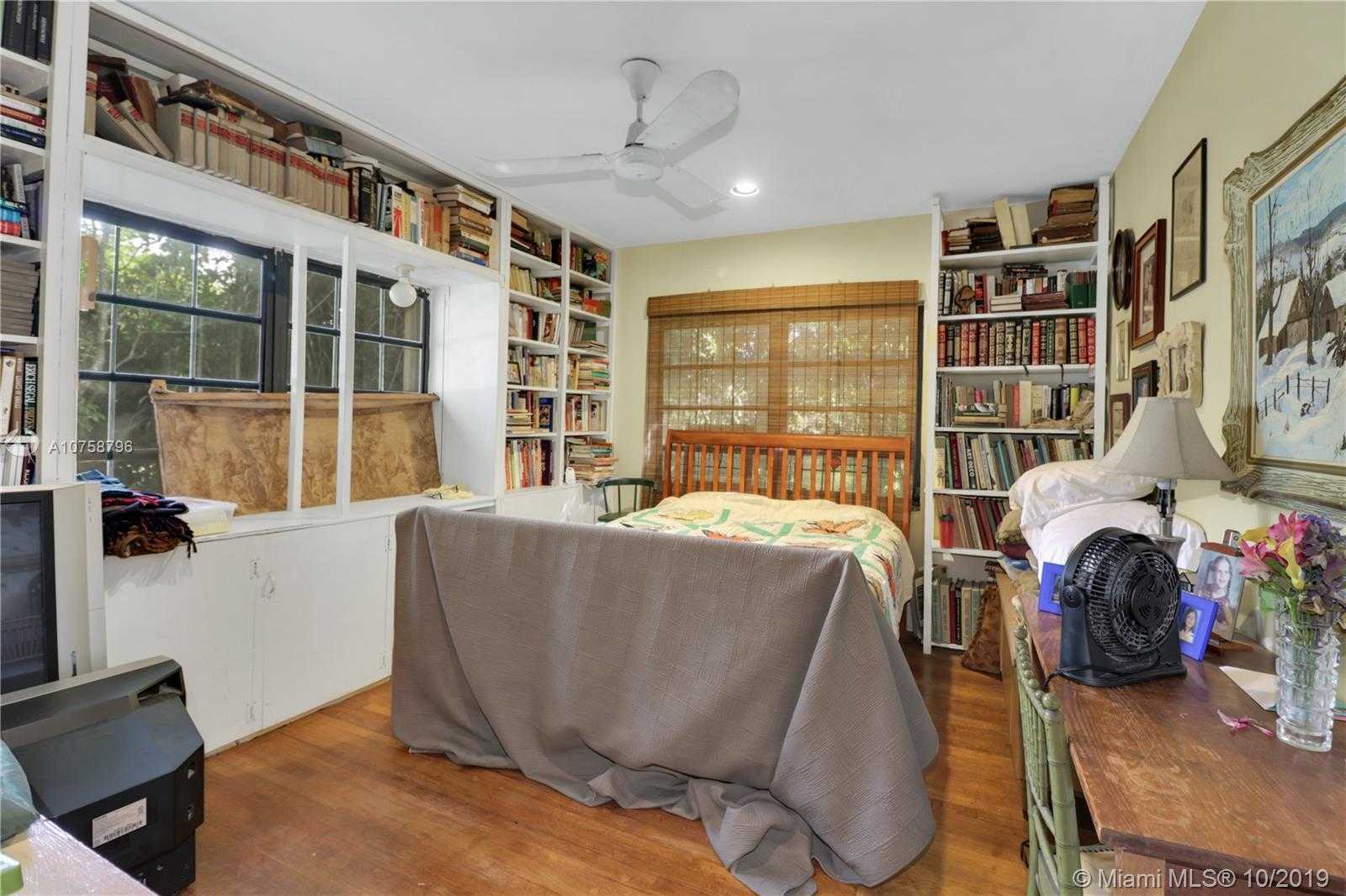Small Image of 5890 SOUTH WEST 80TH ST, South Miami Number 16