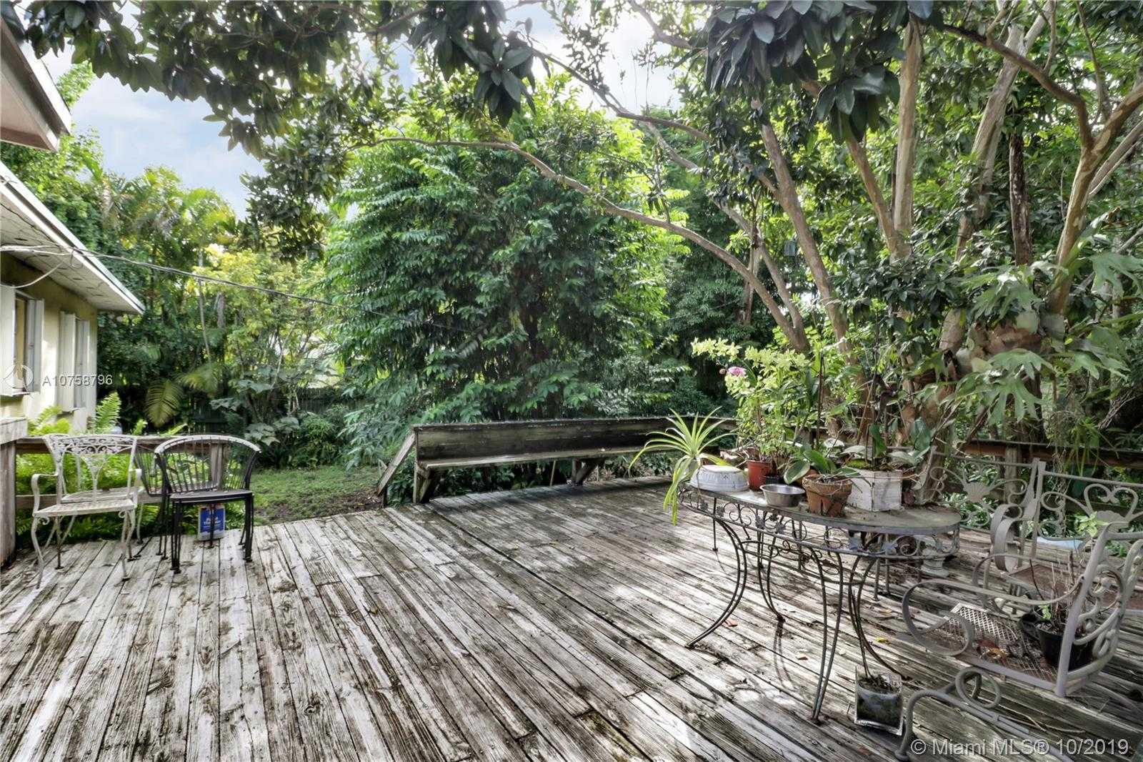 Small Image of 5890 SOUTH WEST 80TH ST, South Miami Number 18