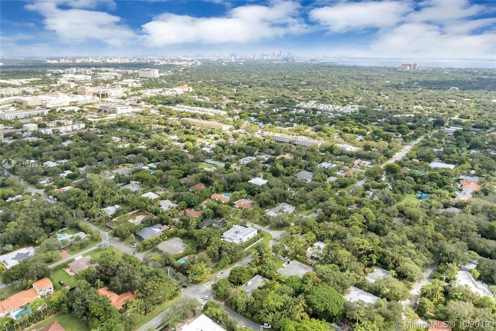 Small Image of 5890 SOUTH WEST 80TH ST, South Miami Number 24