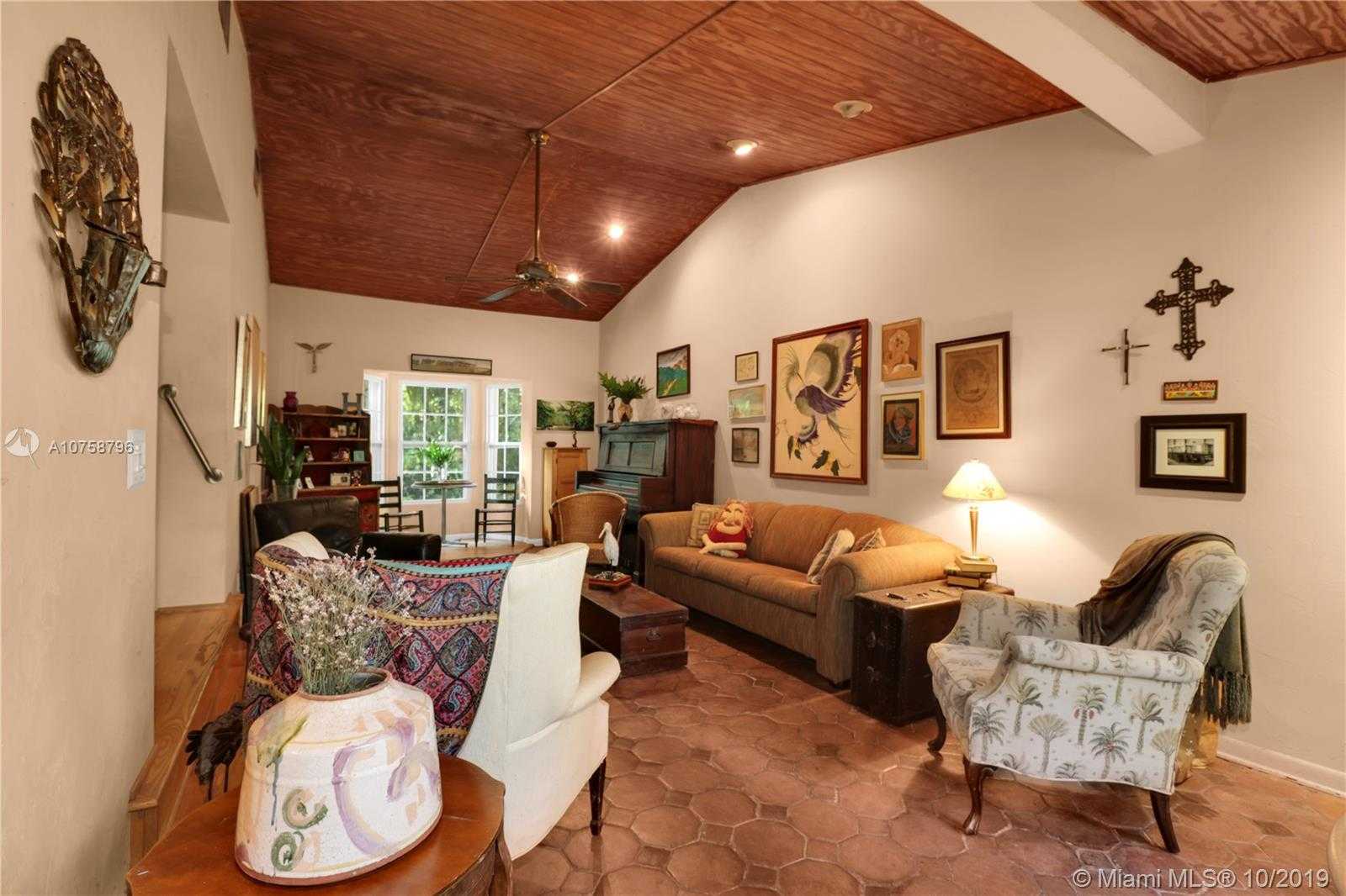 Small Image of 5890 SOUTH WEST 80TH ST, South Miami Number 5