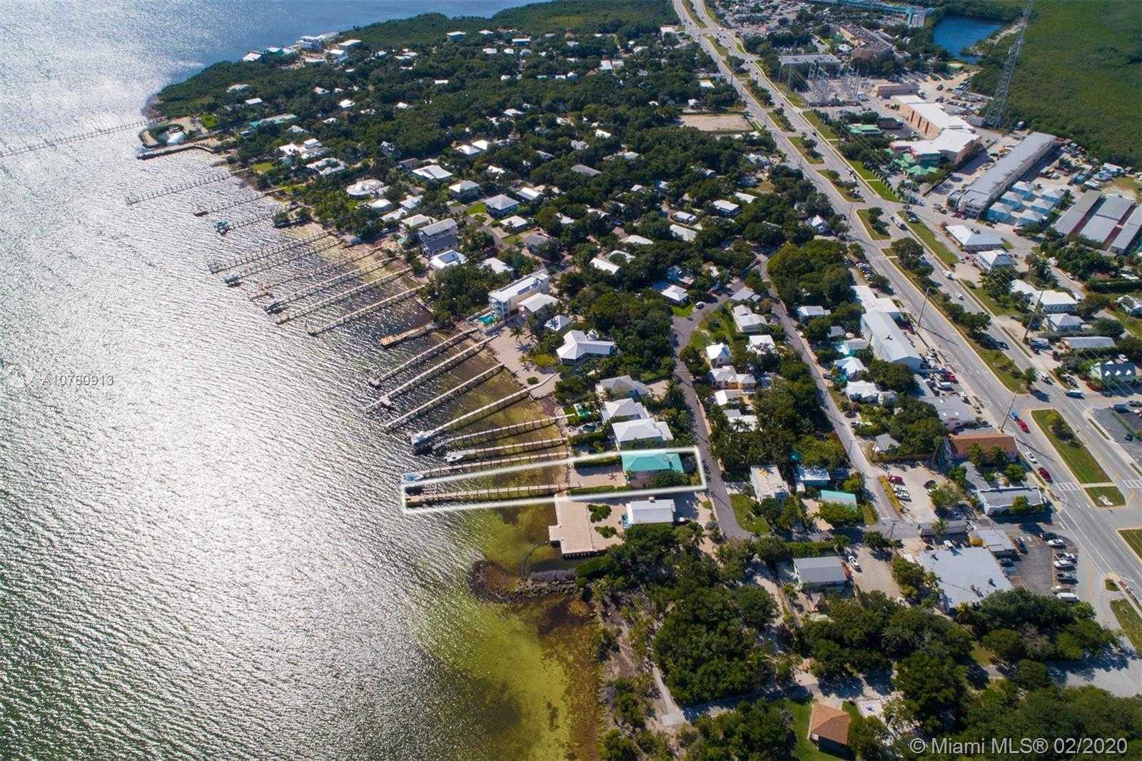 Small Image of 155 ATLANTIC CIRCLE DR, Tavernier Number 12