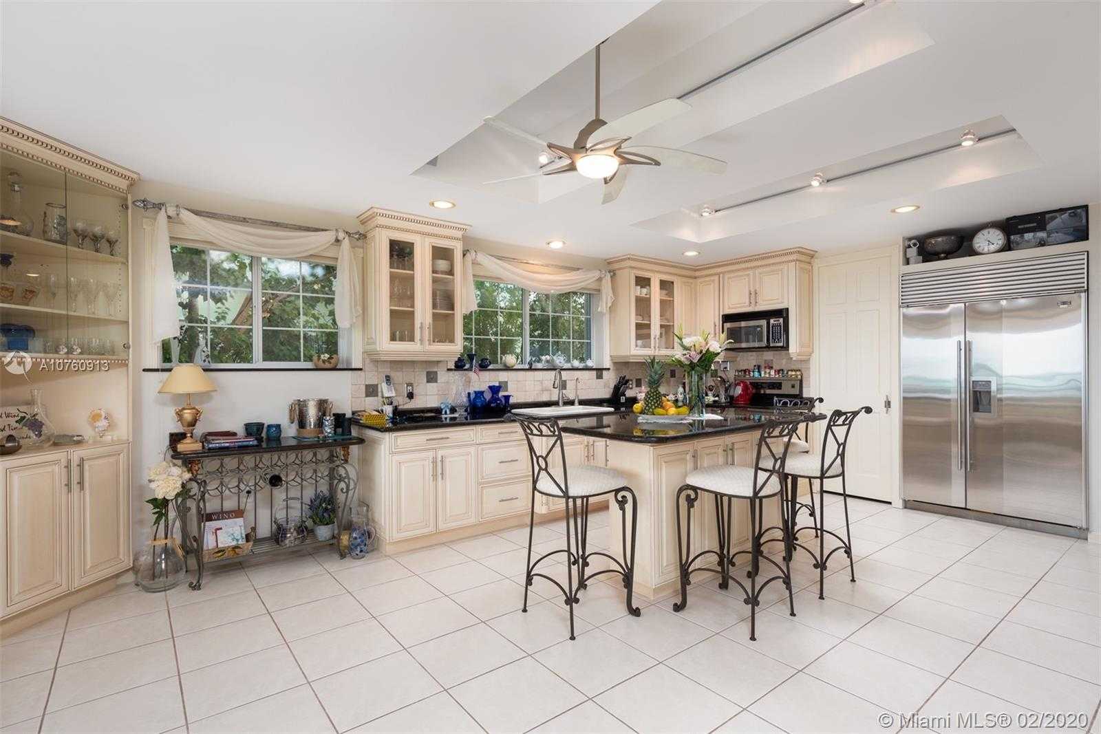 Small Image of 155 ATLANTIC CIRCLE DR, Tavernier Number 18