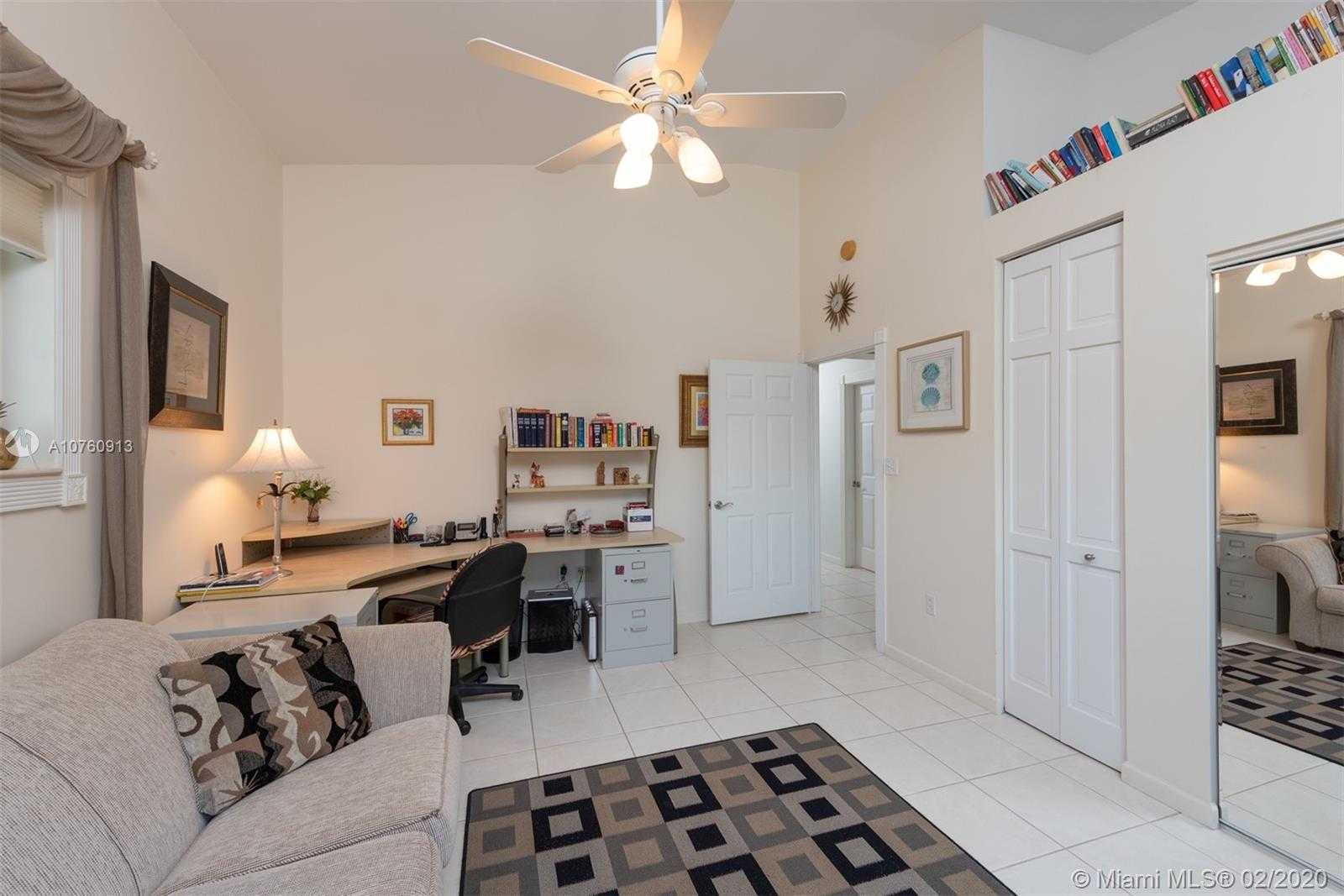 Small Image of 155 ATLANTIC CIRCLE DR, Tavernier Number 40