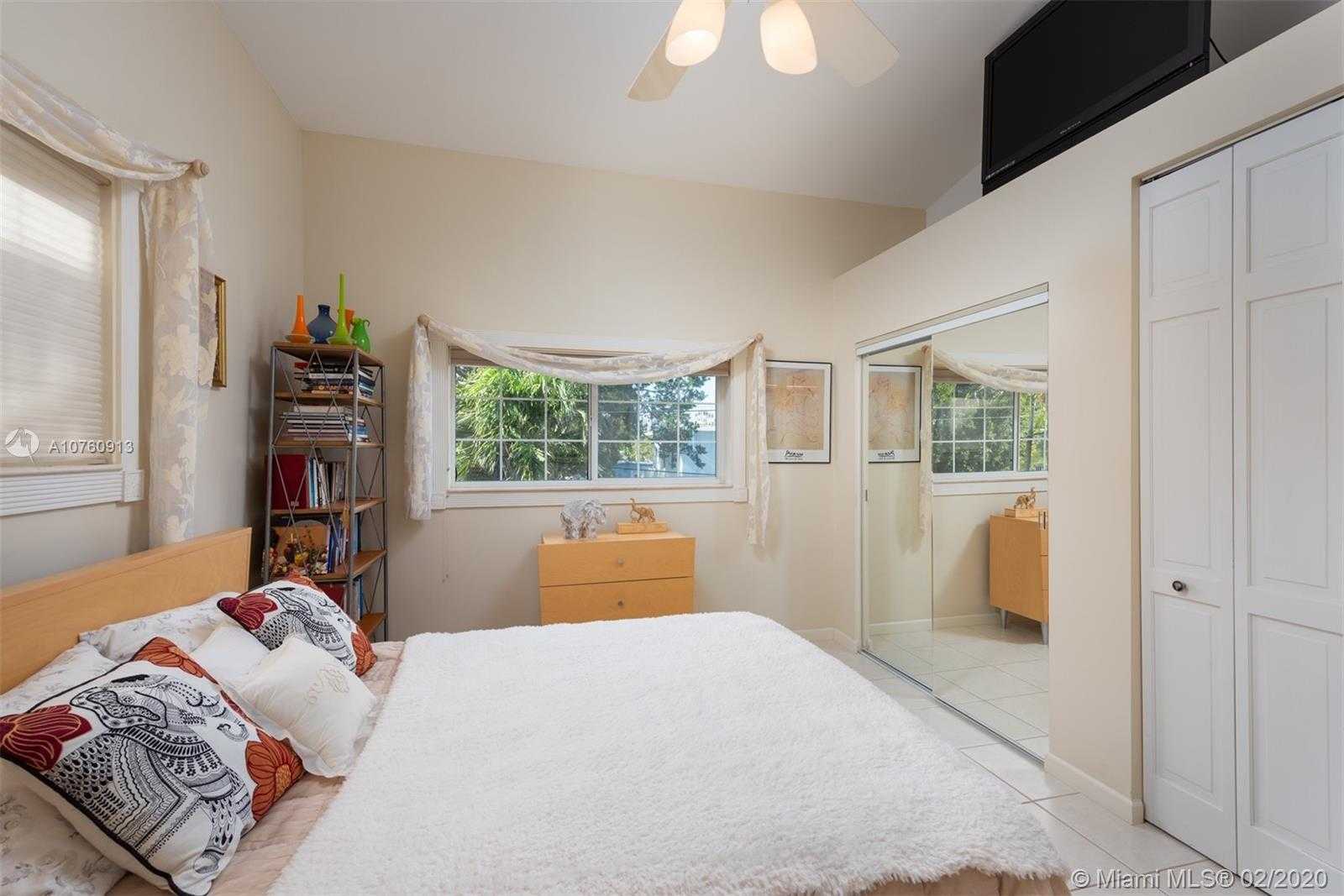 Small Image of 155 ATLANTIC CIRCLE DR, Tavernier Number 42