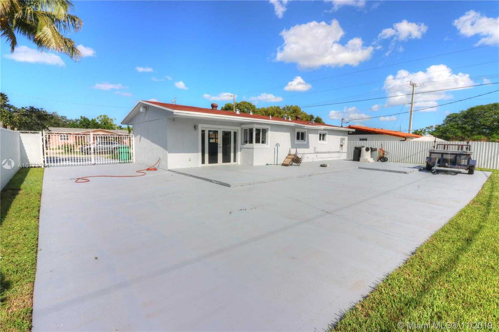 Small Image of 8220 NORTH WEST 181 ST, Miami Number 6