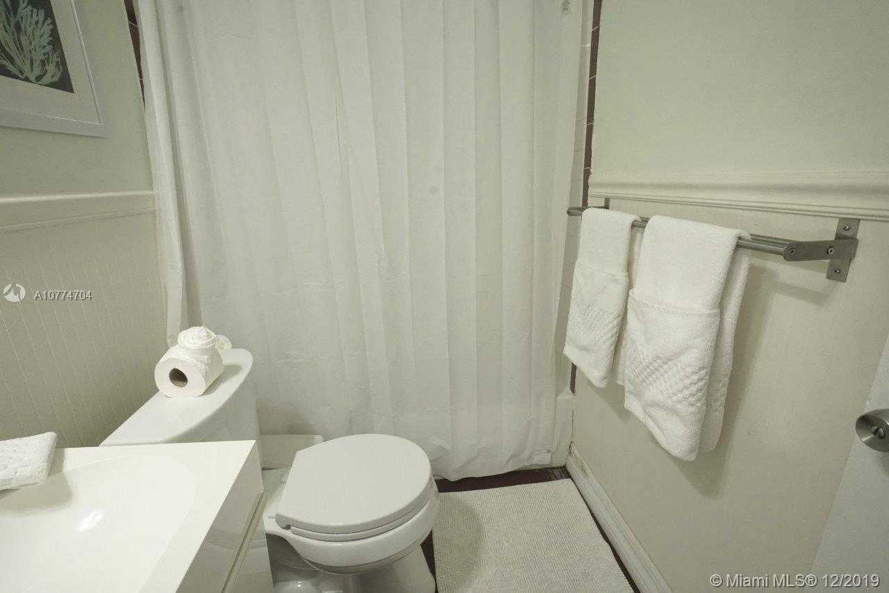 Small Object Image