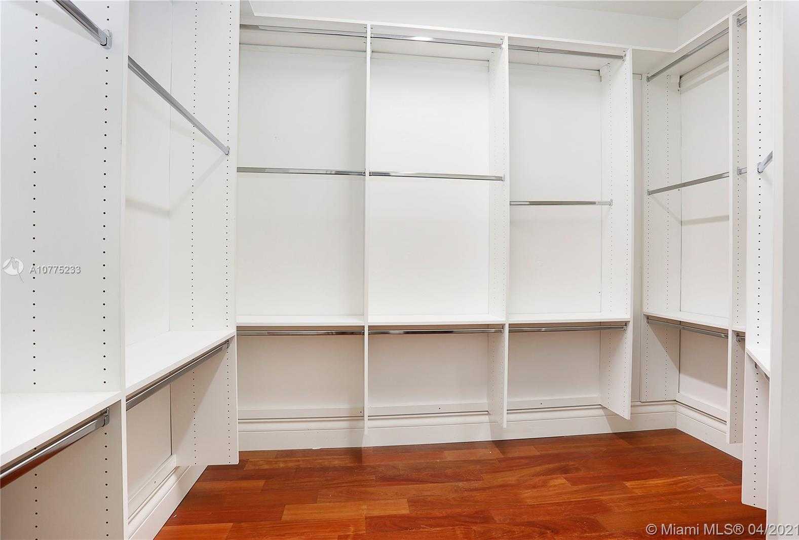 Small Image of 355 COSTANERA RD, Coral Gables Number 17
