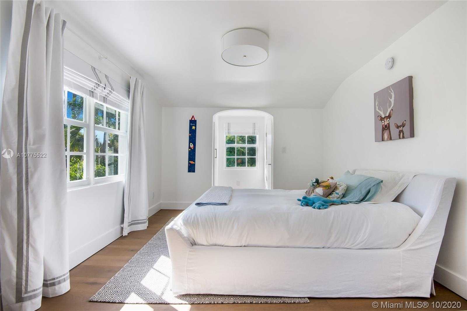 Small Image of 939 WEST 47TH CT, Miami Beach Number 16