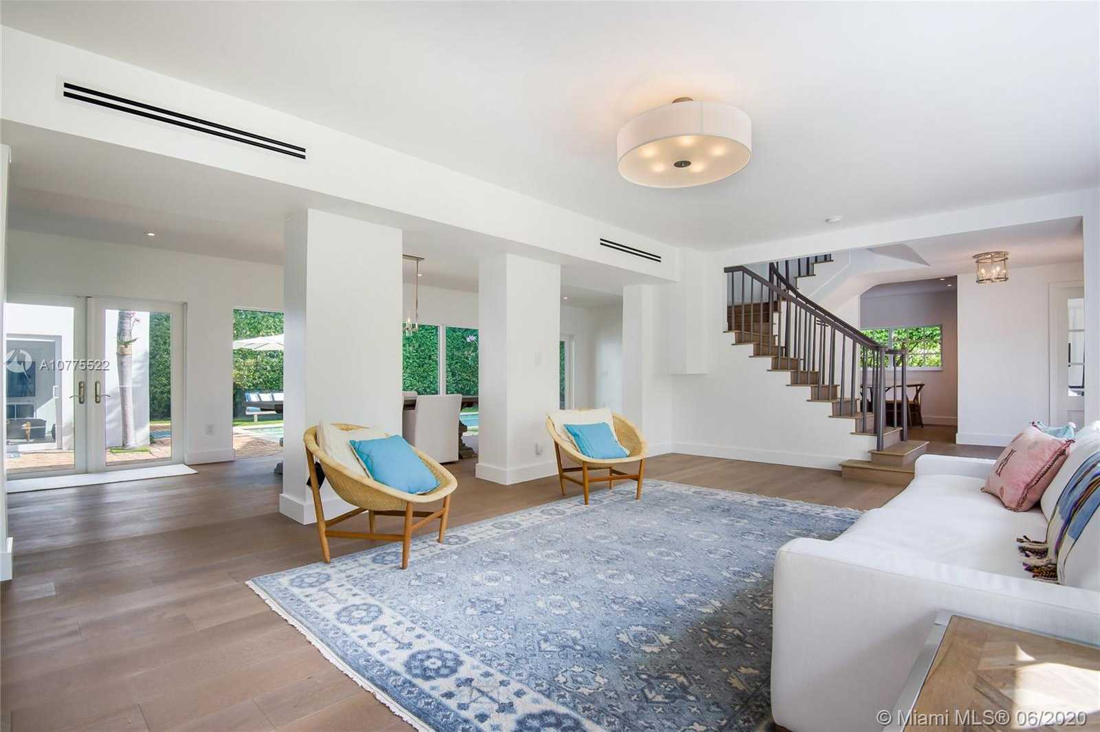 Small Image of 939 WEST 47TH CT, Miami Beach Number 5