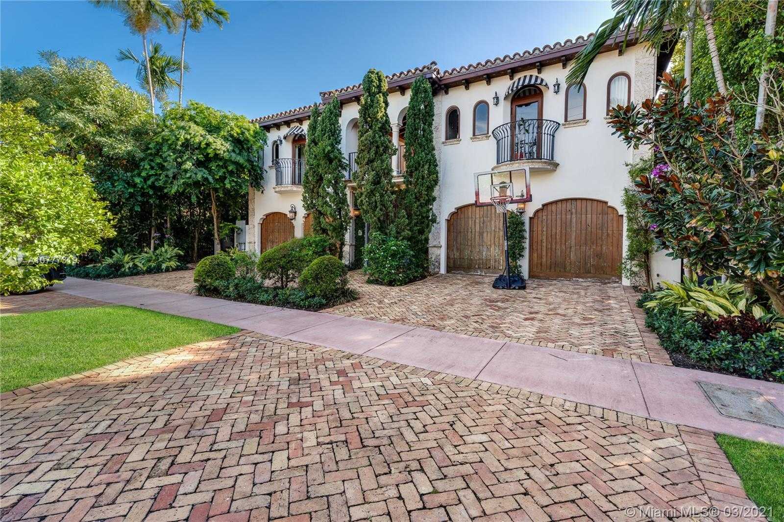 Small Image of 714 LAKEVIEW DR, Miami Beach Number 2