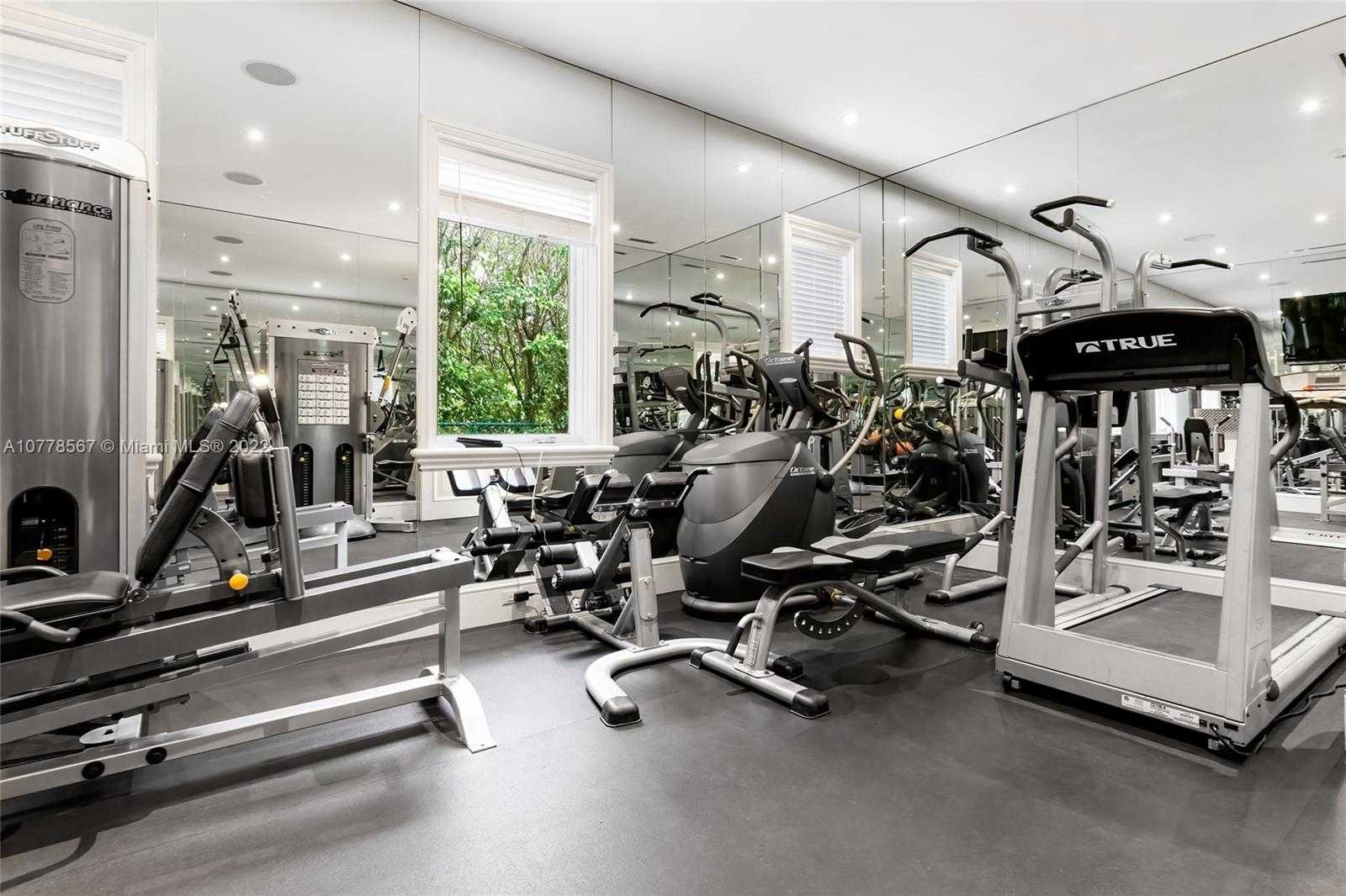 Small Image of 182 BAL BAY DR, Bal Harbour Number 25